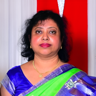 1-300x300-Picsart-AiImageEnhancer