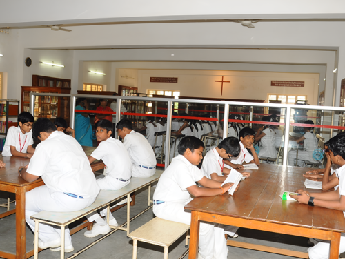 Library-scaled-Picsart-AiImageEnhancer